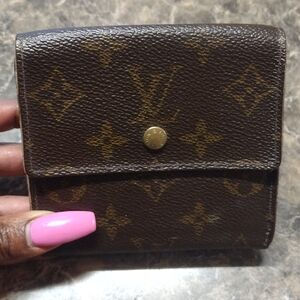 ✨Authentic Louis Vuitton Monogram Elise Wallet✨
